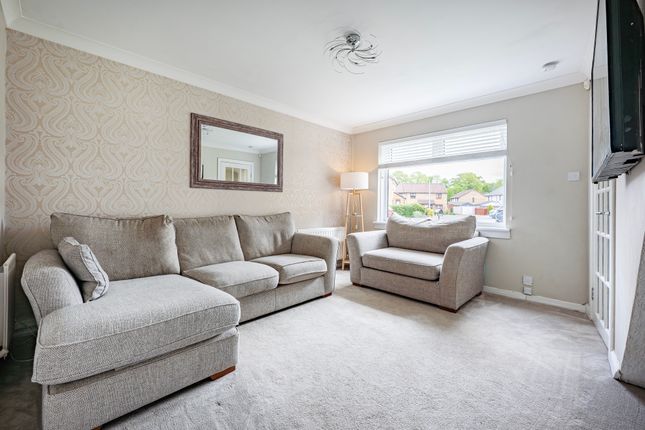 12 Kelvinvale, Kirkintilloch, Glasgow photo 3