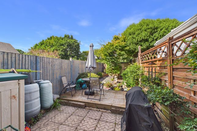 15 Bluebell Close, Locks Heath, Southampton photo 4