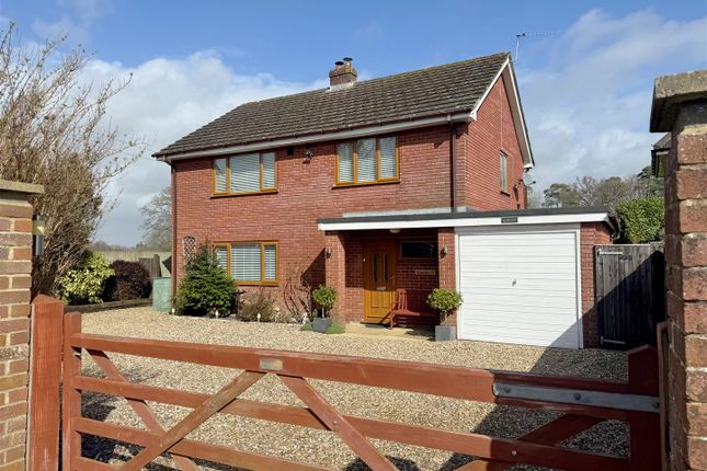 Detached house for sale in Copnor Close, Woolton Hill, Newbury