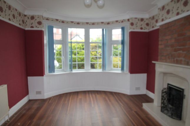 Sunny Nook, Prince's Drive, Llandudno photo 3