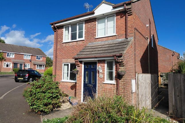 3-bed house on 26, The Beeches, Beaminster, £335,000