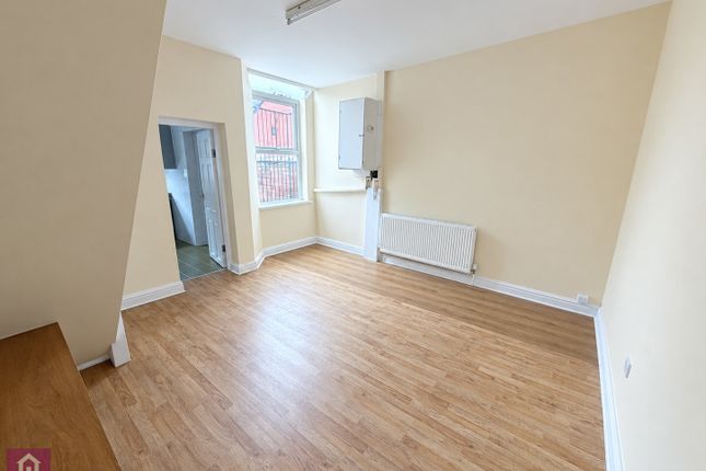 2, Rita Avenue, Greater Manchester photo 2