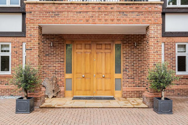 Touchstone, Tadworth photo 4