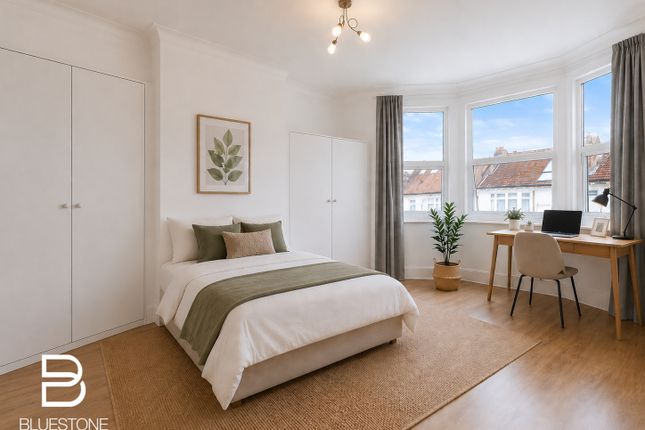 Studio house on Copy FF Front Room, 159, Nimrod Road, London, £800/mo