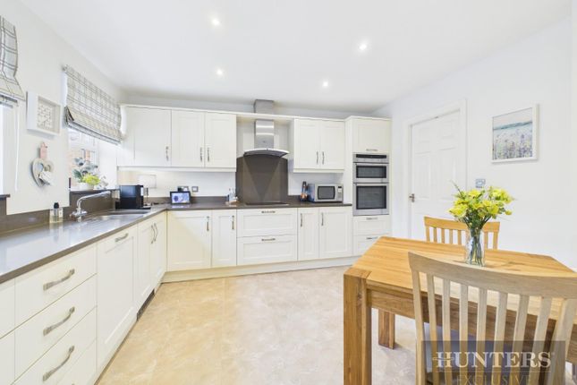 26, Brigg Road, Filey photo 3