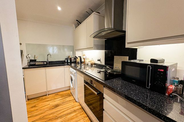 54, Pound Lane, Exeter photo 3