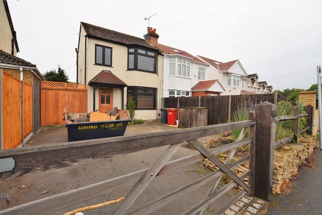 Thumbnail Semi-detached house to rent in Sutton Lane, Langley, Slough
