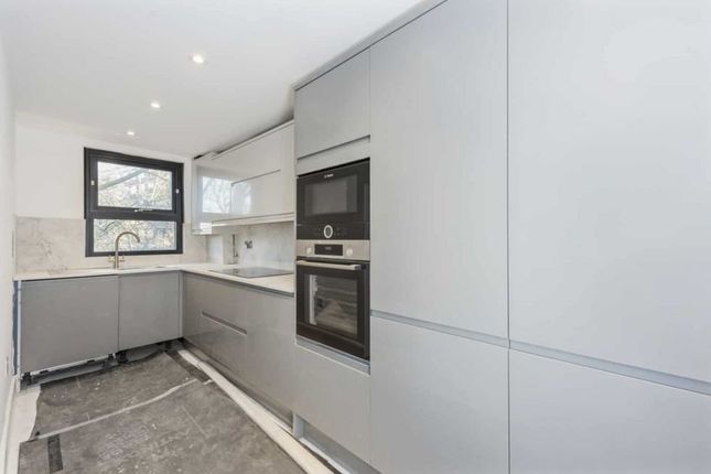 Thumbnail Flat to rent in Westerdale Court, London