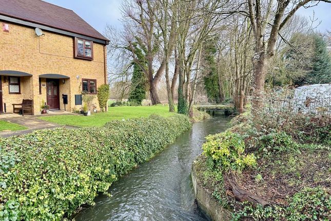 43, Old Mill Close, Dartford photo 2