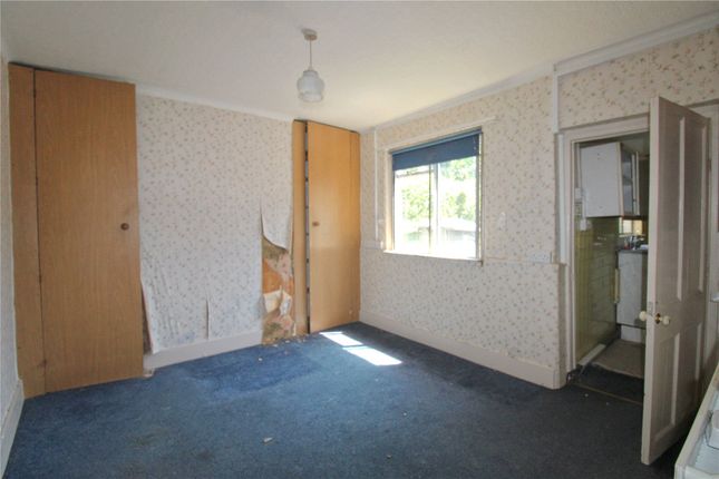 32, Dursley Road, Wiltshire photo 4