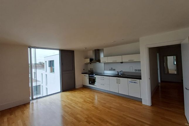 199 Northstand Apartments, Highbury Stadium Square, LONDON photo 3