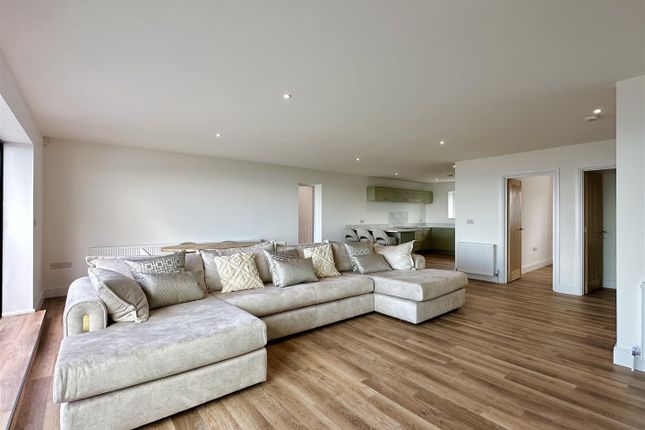 5-bed detached on 15., Amsterdam Way, St. Leonards-On-Sea, £675,000