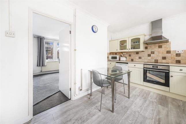 12, Buckrell Road, London photo 4