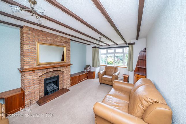 11, Highgrove Close, Willenhall photo 3