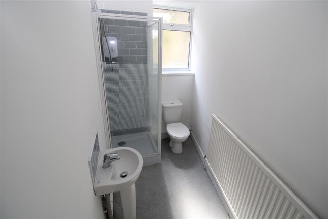 Room to rent in Park Street, Treforest, Pontypridd