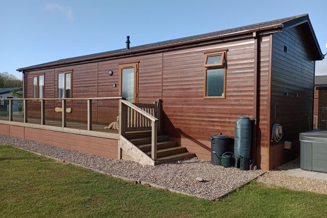 2-bed caravan on 79, Heron Lakes? Main Road,, Beverley Yorkshire, £60,000