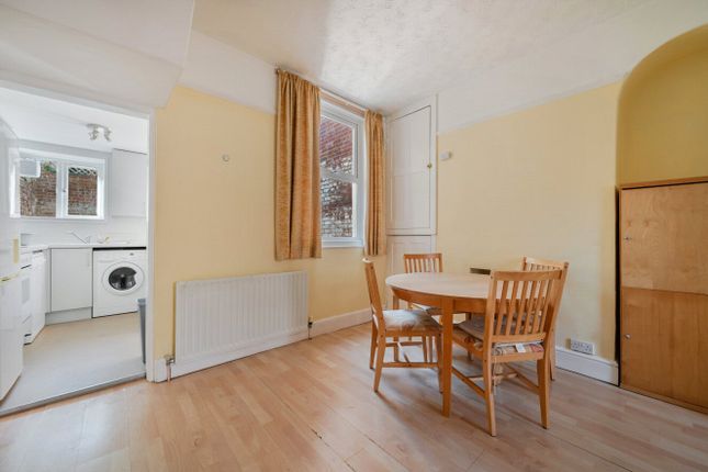 52, Roberts Road, St. Leonards photo 4