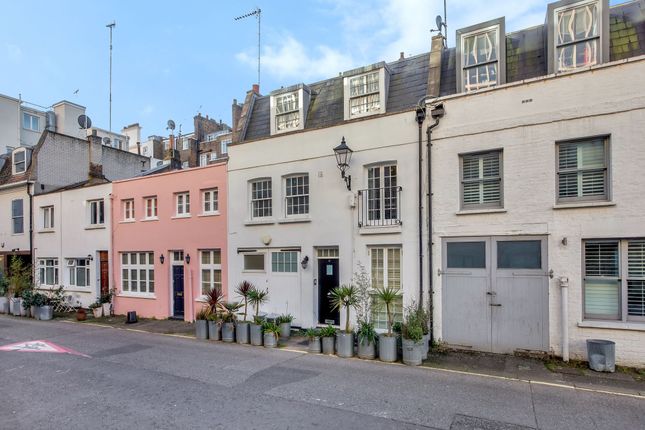 Mews house for sale in Chilworth Mews, London