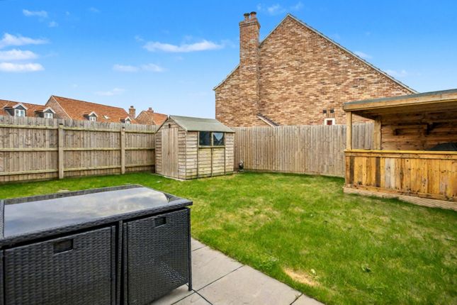 96 Hall Road, Clenchwarton, Norfolk photo 4