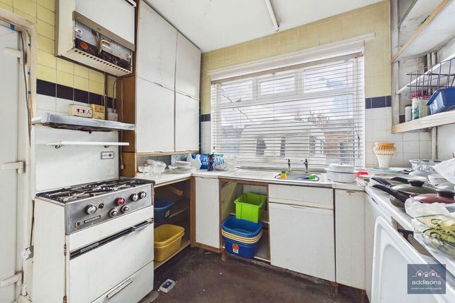 Poolstock Lane, Wigan photo 4