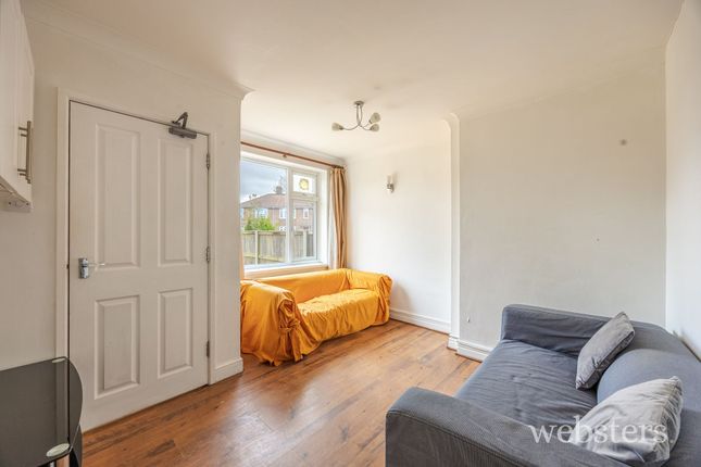 43 Horning Close, Norwich photo 2