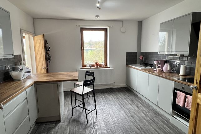 12, Amman Road, Ammanford photo 4