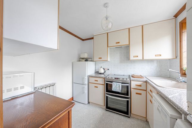 106 Arthurs Avenue, Harrogate photo 4