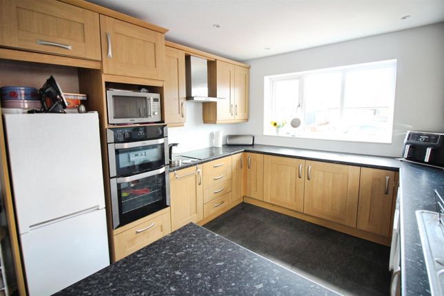 Sturton Avenue, Leeds photo 2