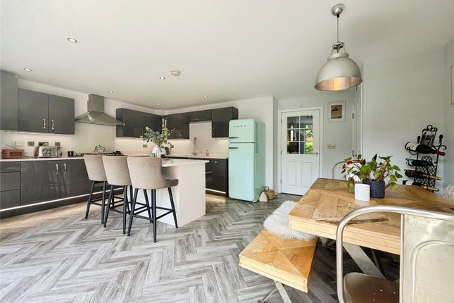 6, Alexander Avenue, Angmering photo 2