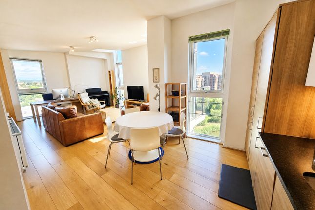 Flat 47 Lark Court 104, Lanacre Avenue, London photo 2