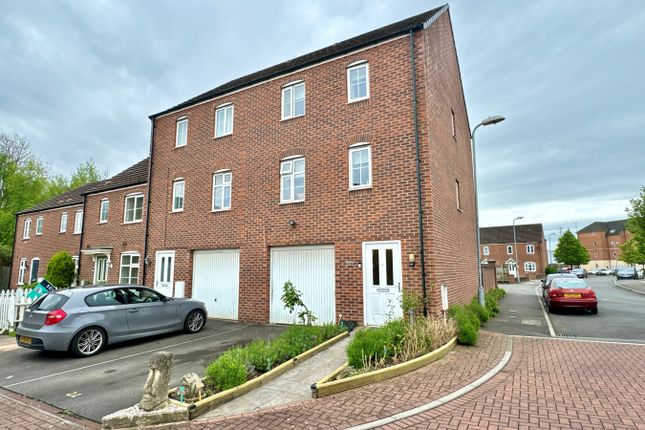 Thumbnail Town house for sale in Lysaght Avenue, Newport