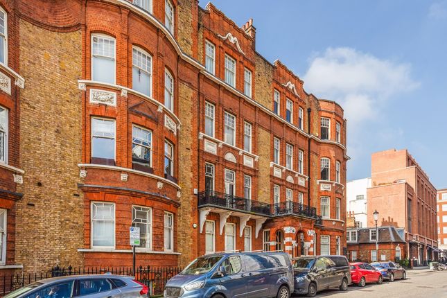 Flat to rent in Wynnstay Gardens, London