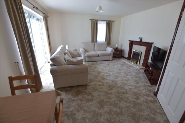 16, Alder Drive, Leeds photo 2