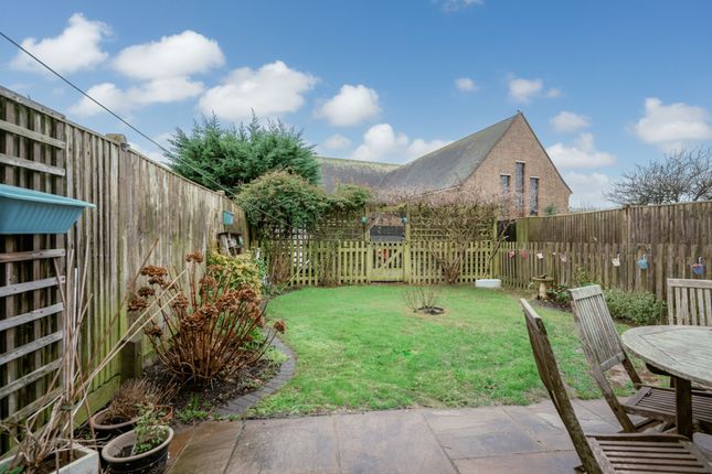47 Knoll Crescent, Eastbourne photo 4