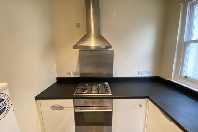 Flat 6 144-148, Whetstone House, Wirral photo 4