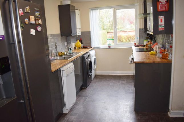 Thumbnail Property to rent in Victoria Road, Fallowfield, Manchester
