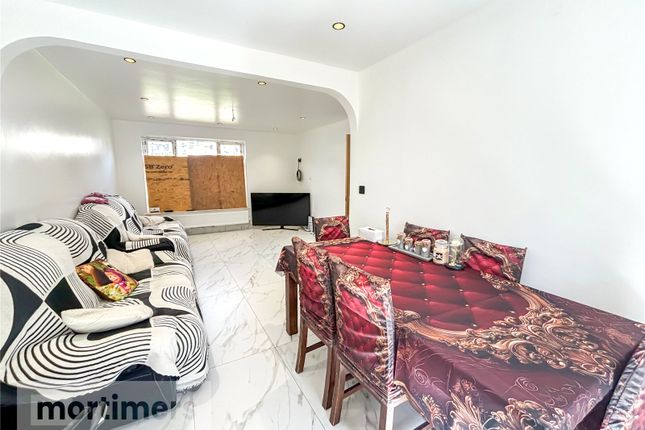 5, Fleetwood Close, Lancashire photo 4