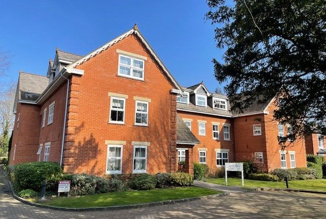 Flat to rent in Napier Court, Broomhall Road, Woking GU21