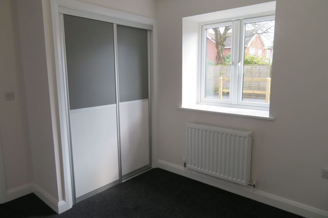6 The Lawns, Hereford photo 5
