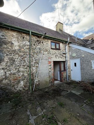 1-2, Water Street, Llandovery photo 5