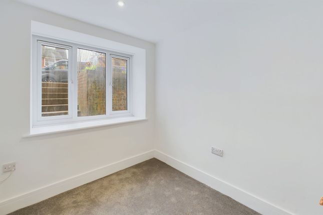 Flat for sale in Eaton Gardens, Hove