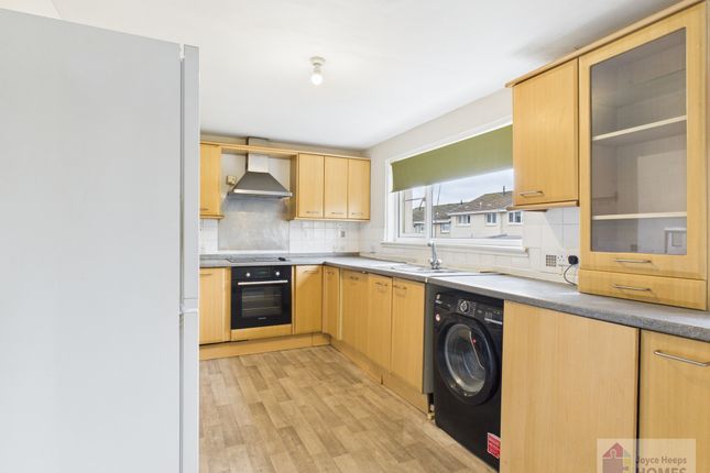 82, Ballochmyle, Calderwood, East Kilbride photo 3