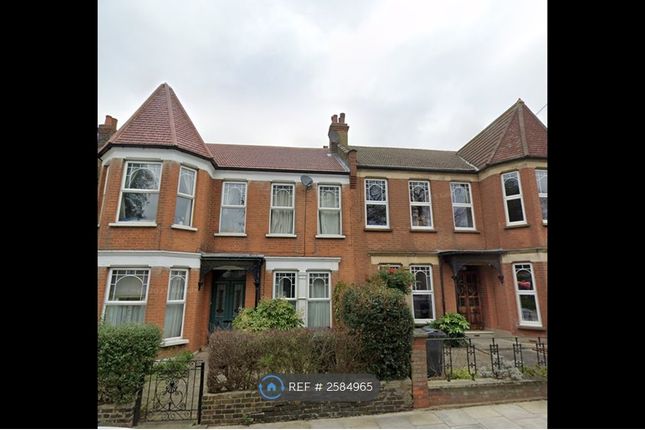 Spacious Bowes Park/Wood Green