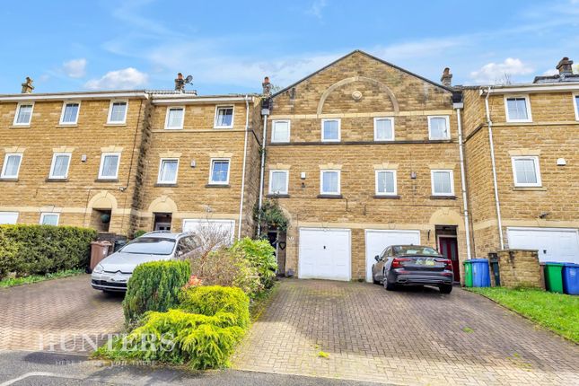 Town house for sale in Durnlaw Close, Littleborough
