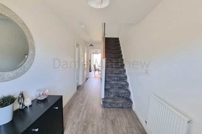 7 Heol Millward, Bridgend photo 2