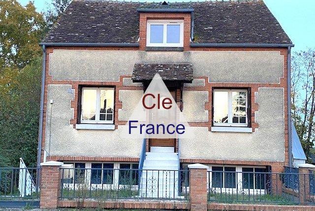 Thumbnail Detached house for sale in Saint-Aignan-Le-Jaillard, Centre, 45600, France