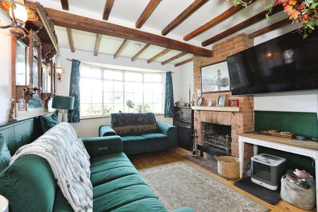 179, Honeycrock Lane, Redhill photo 4