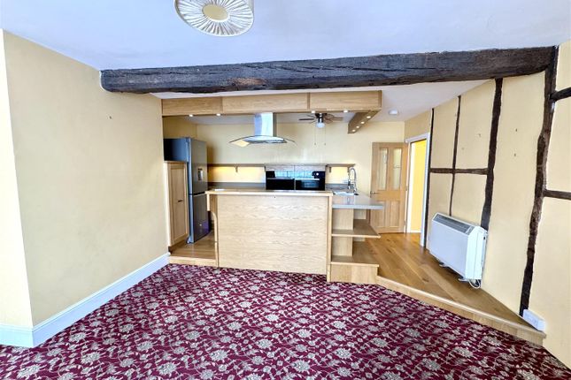 Ground floor flat, 21A, Bridge Street, Chepstow photo 3
