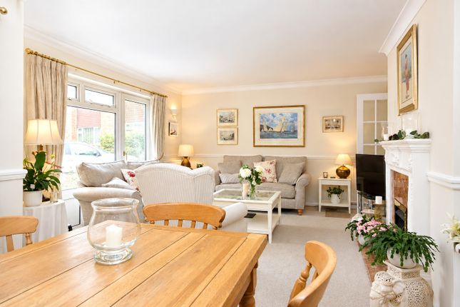 28, Haglane Copse, Pennington photo 4