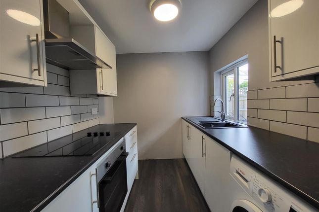 End terrace house to rent in Western Road, Southborough, Tunbridge Wells